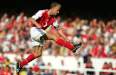 Visualising Dennis Bergkamp's assists for Arsenal